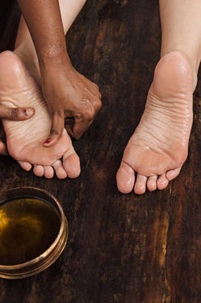 How Abhyanga Massage Restores Mental and Physical Balance